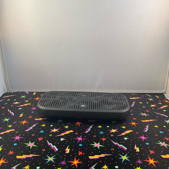 Sol Republic Deck Bluetooth Wireless Speaker -Gunmetal Color - Picture 4 of 8